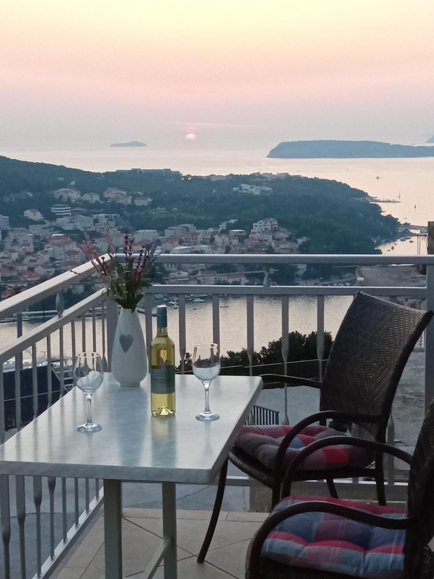 Sea View Apartment Nuncijata Dubrovnik Eksteriør billede