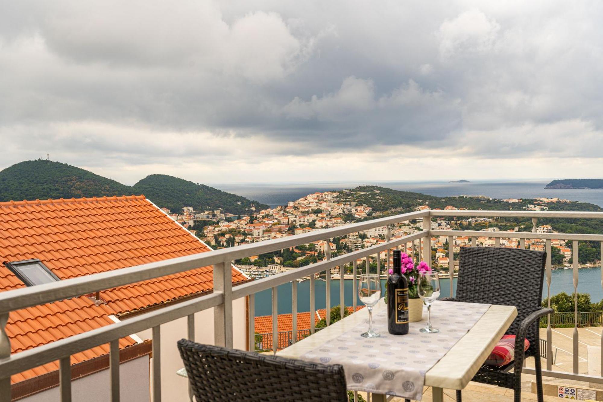 Sea View Apartment Nuncijata Dubrovnik Eksteriør billede